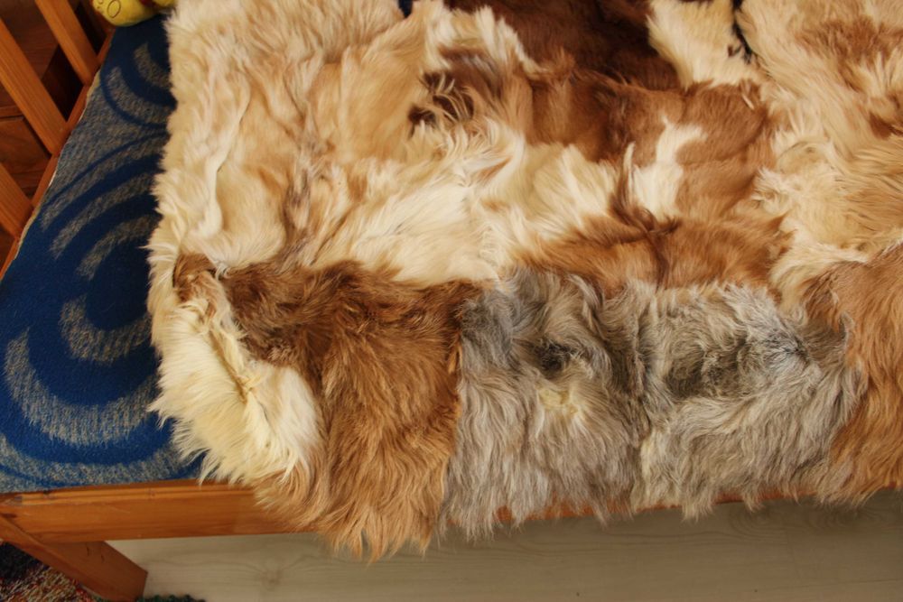 Естествени животински кожи за декорация