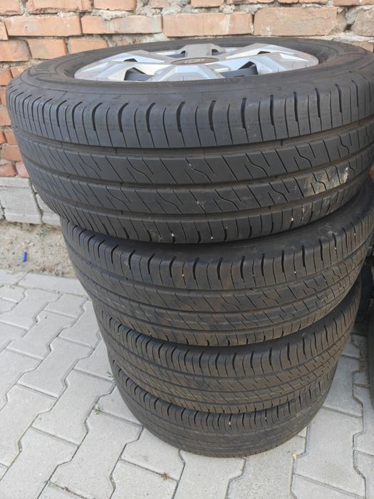 Set anvelope 215 65 r16