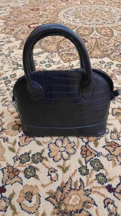 Почти не ношенные сумки от 100000 сум