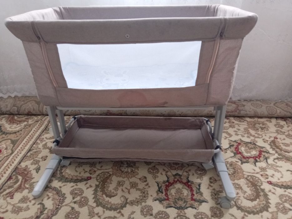 Б/у манеж 10.000 тг