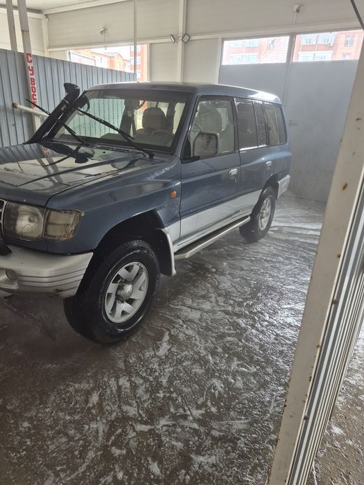 Митцубиси Поджеро