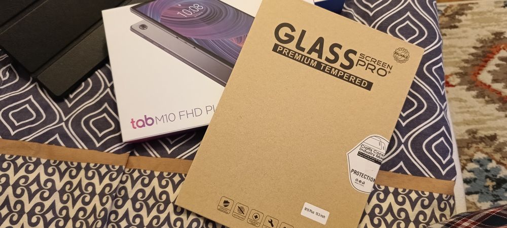 Tableta Lenovo Tab M10 FHD Plus TB-X606X 4G Sim card 32GB - 2GB.