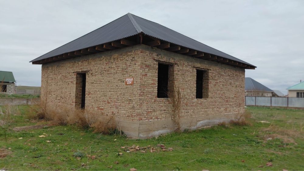 Продам недостроенный частный дом