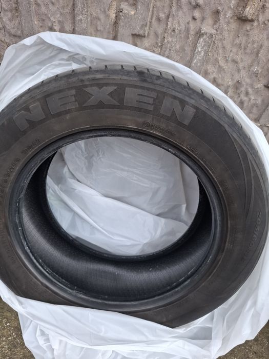 Летни гуми Michelin и Nexen 205 60 R16