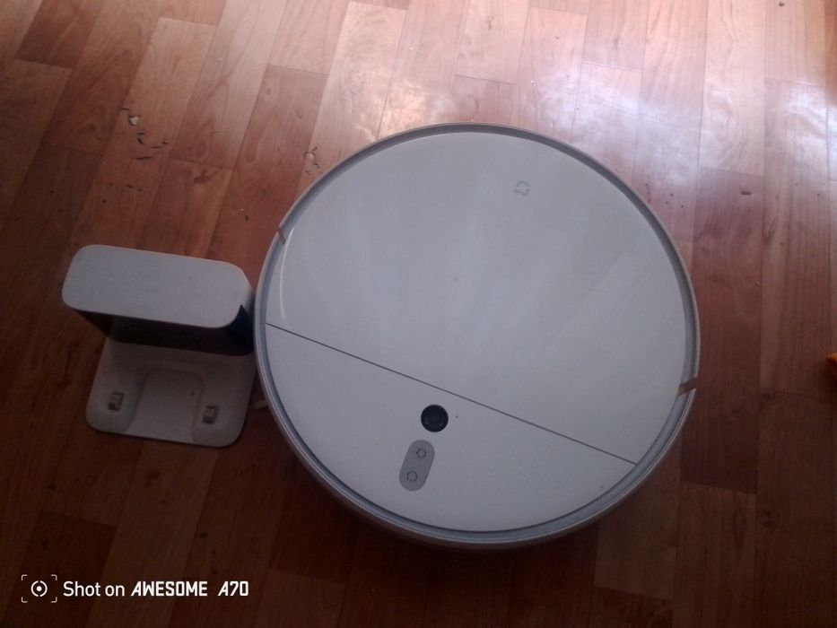 Робот пылесос новый