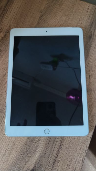 Apple Ipad 6 покеление