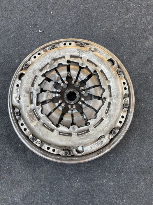 ДЕМПФЕРЕН МАХОВИК за Nissan Qasqai,, Dacia Duster,1.5 dci-110 кс