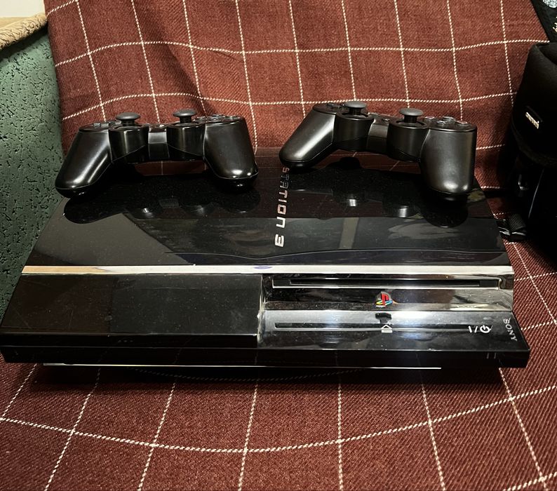 Playstation 3 с Обратной Совместимостью