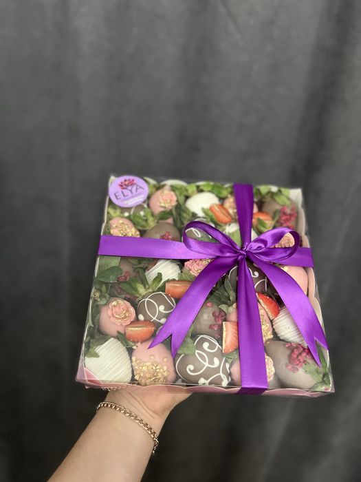 Клубника в шоколаде Алматы 24/7