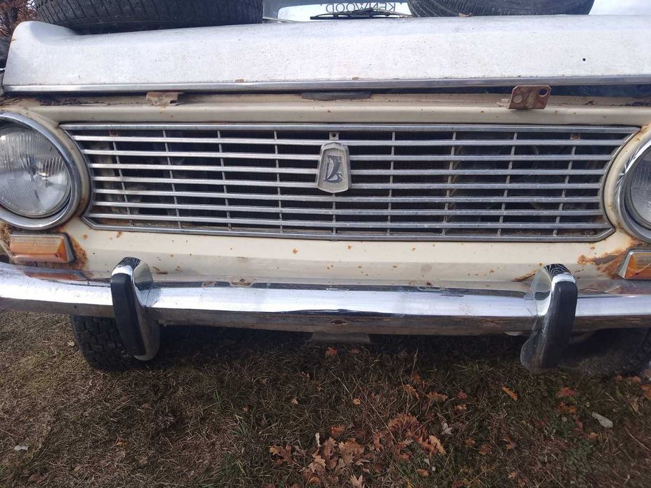 Решетка с емблема за ВАЗ 2101