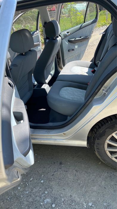 SKODA Fabia 2002 — imagine 4