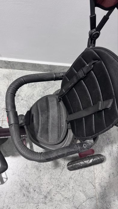 Веосипед детский (трёхколесный)