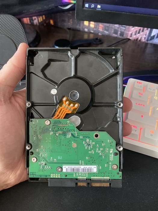 Продам HDD на 320 гб