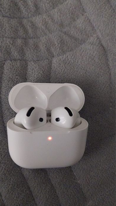 airpods 4 на запчасти