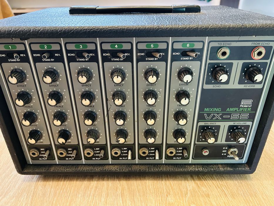 Roland VX-55 mixer cu amplificare si spring reverb