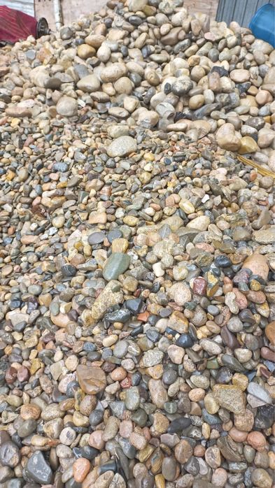 Речная галька блужник