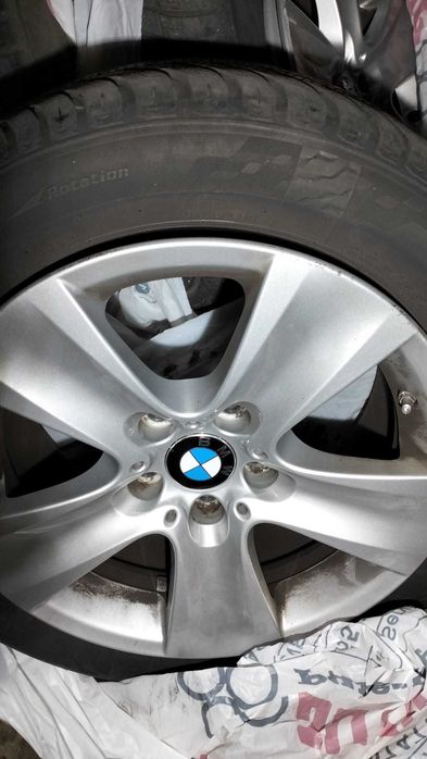 Jante BMW R17 cu Anvelope Nexen