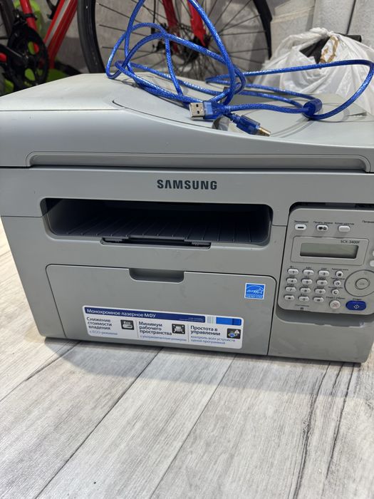 Продам принтер Samsung цветной