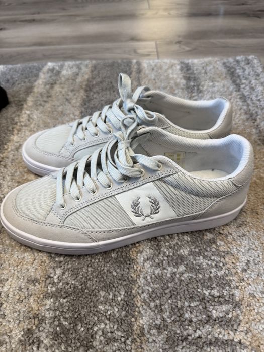 Vand adidasi fred perry nr 41 Noi !