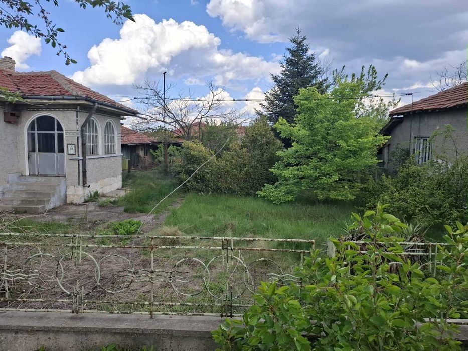 Продавам къща гр Дулово!