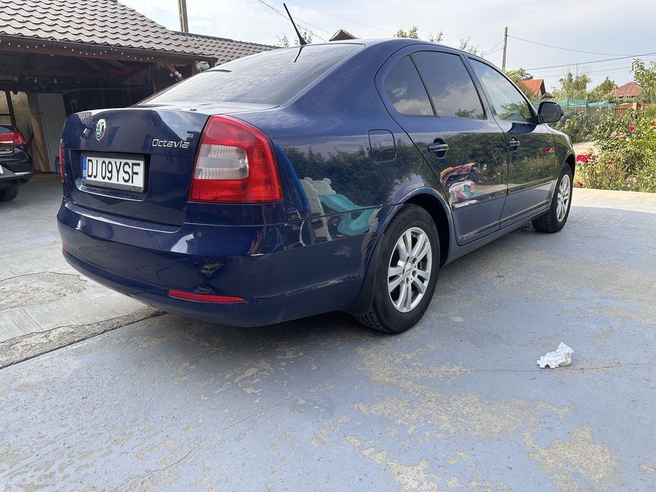 SKODA Octavia 2013 — imagine 3