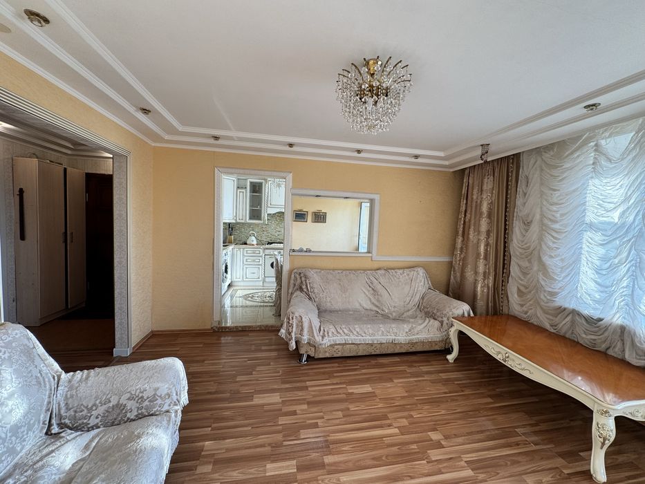 Продажа 4 комн. кв. - пр. Республики 32