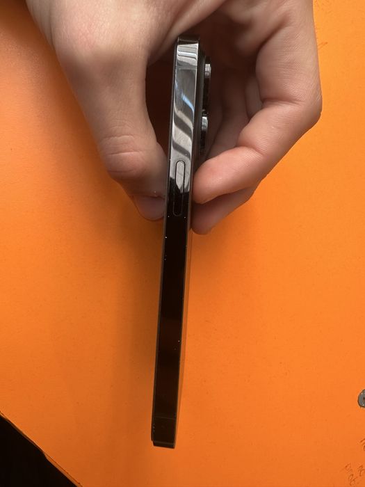 IPhone 14 pro с гаранция!