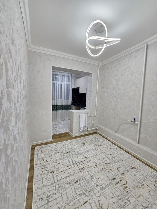 Продаётся 2х комнатная квартира на 3м этаже в 4х этажном доме.