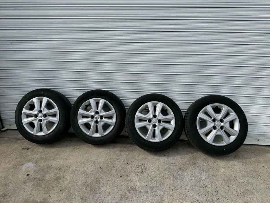 Гуми с джанти 185/65/15 Opel corsa