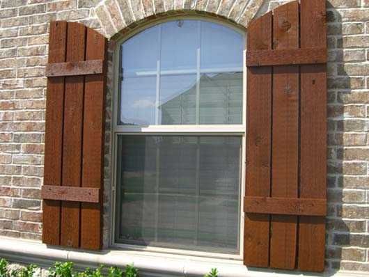 Pergole lemn. Garduri lemn, Obloane lemn .Jardiniere