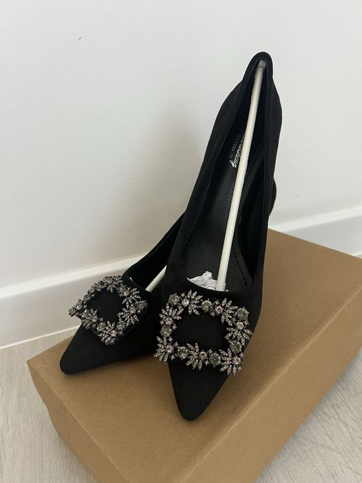 Pantofi eleganti