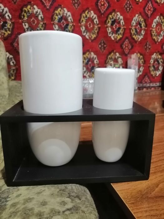 Шикарная компазиция из двух ваз в подставке,, Арт хаус,,