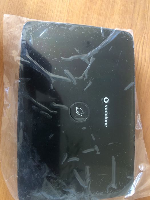 Router huawei negru