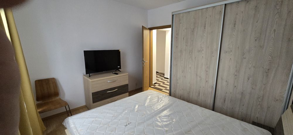 Proprietar inchiriez Apartament 3 camere  Drumul Taberei