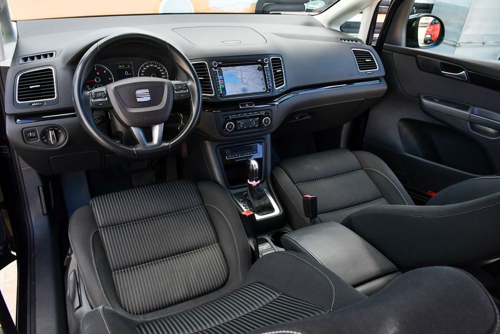 Vând Seat Alhambra