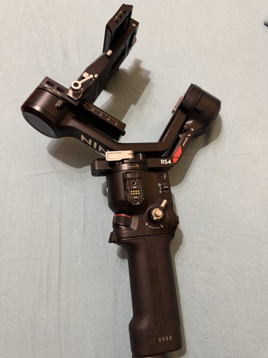 Stabilizator dji ronin rs4