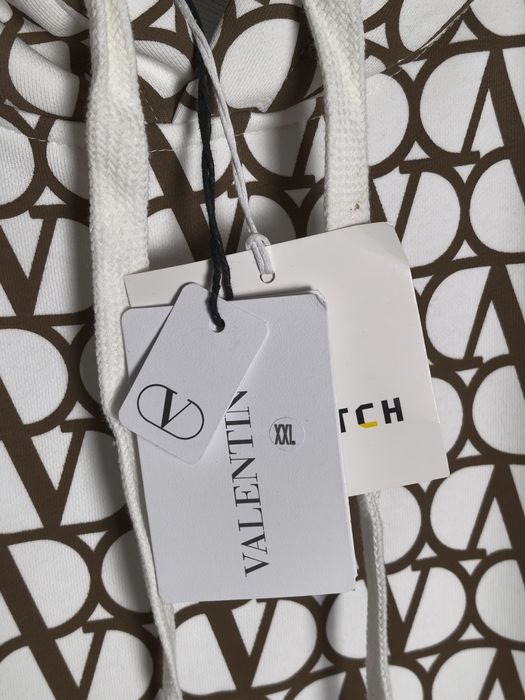 Valentino суичер високо качество