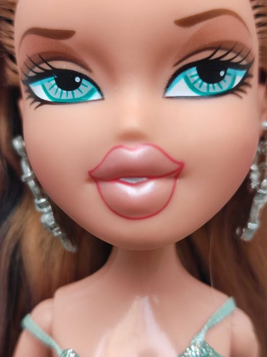 Кукла Братц Bratz Magic Hair Хлоя