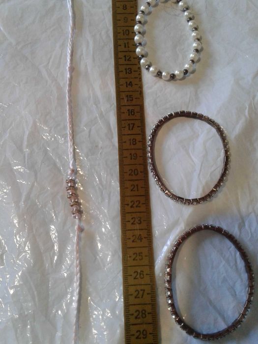 Продавам колиета