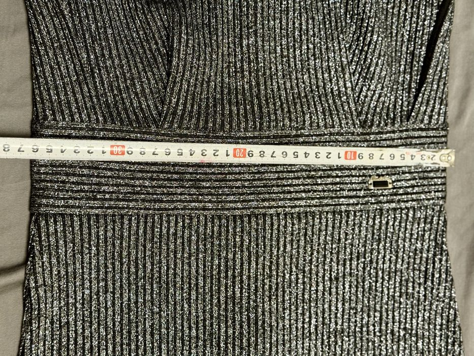 Официална рокля, нова