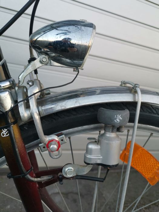 Vând bicicletă retro