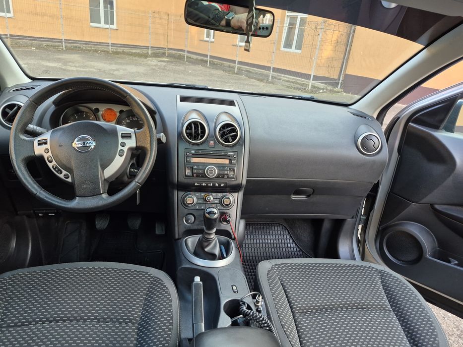 Nissan Qashqai 2009 panoramic clima
