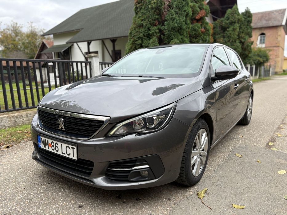Peugeot 308 2019 luna 11