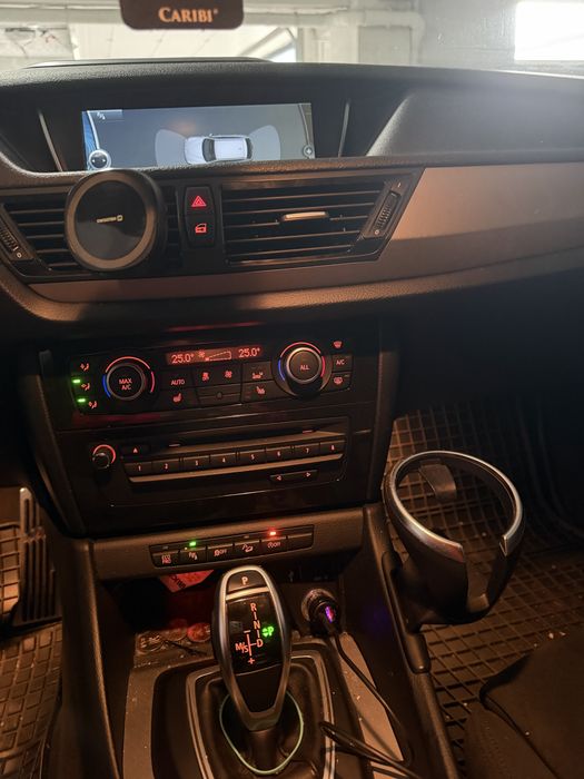 BMW X1 xDrive20d – xDrive – Pachet M – Automat – Panoramic – Harman Kardon
