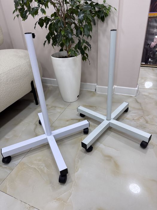 Продам подставку