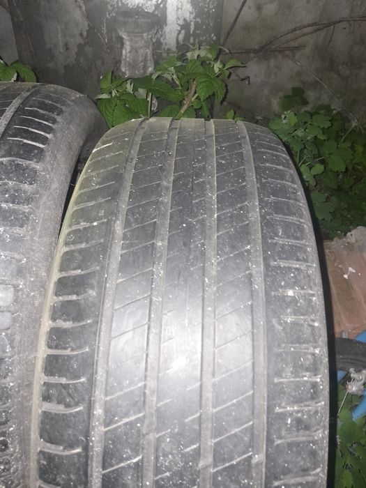 4 bucati vara, 235 55 18