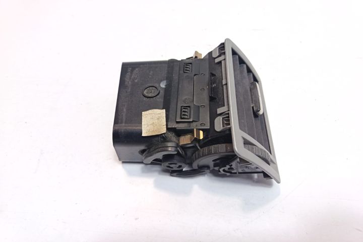 Grila ventilatie bord stanga 3M51R01B09AF Ford C-Max prima generatie