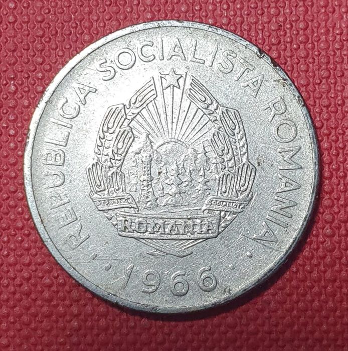 Vând Monede de 1 LEU din 1966 (3 bucăți = 300 Roni)
