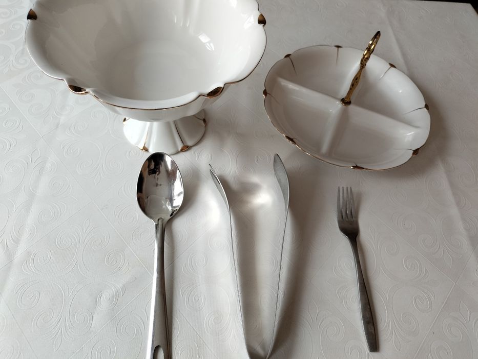 Продается стол круглый