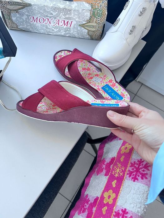 Продам новую обувь